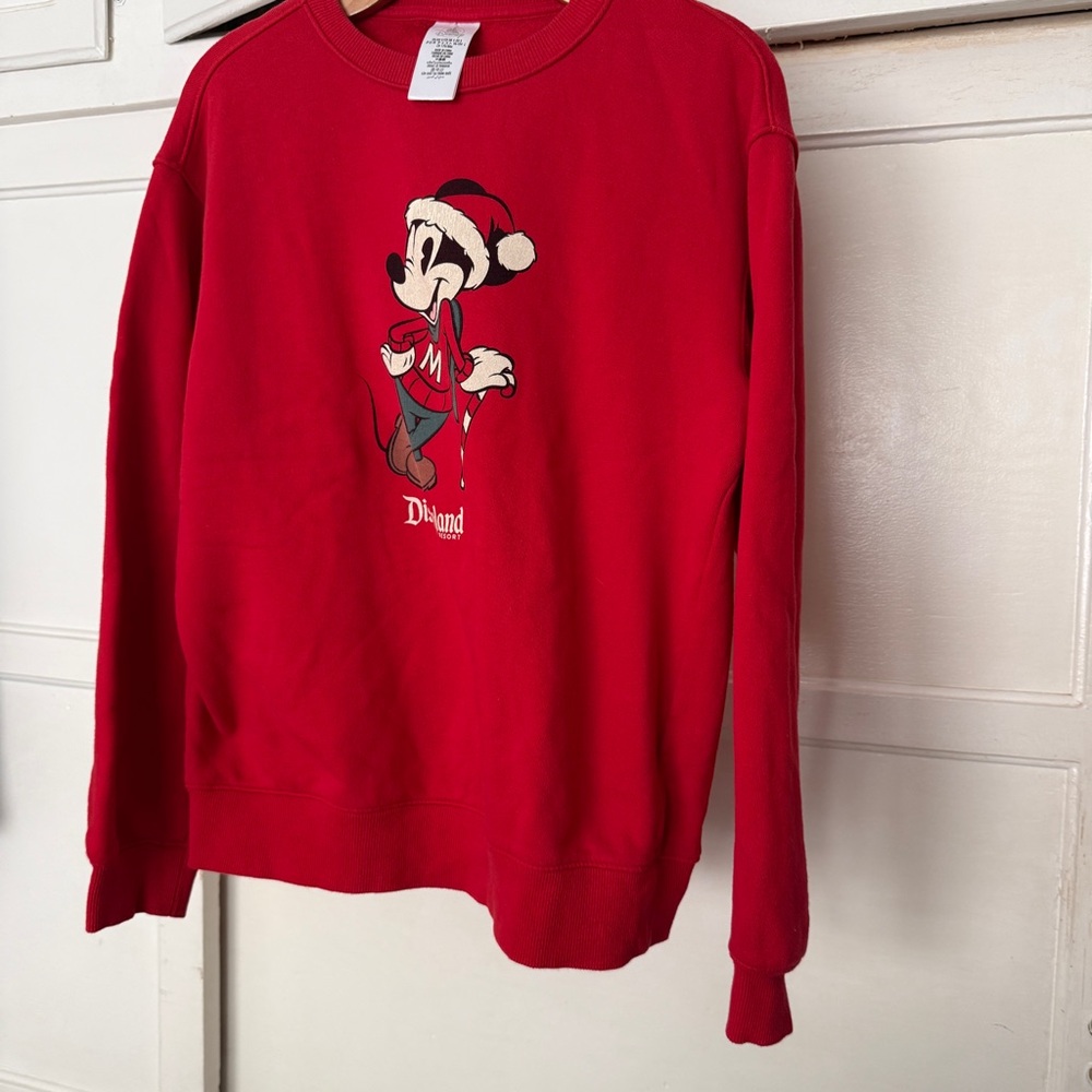 Walt Disney World Red Holiday Christmas Mickey Mouse Sweatshirt Adult